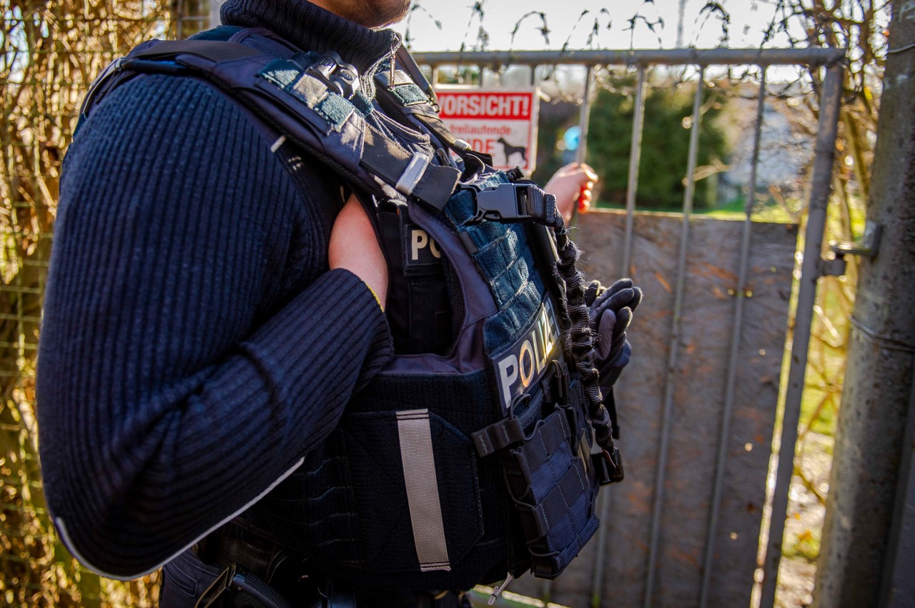 SEK-Einsatz in Weimar. Die Polizei war am Donnerstag mit einem Großaufgebot im Einsatz.