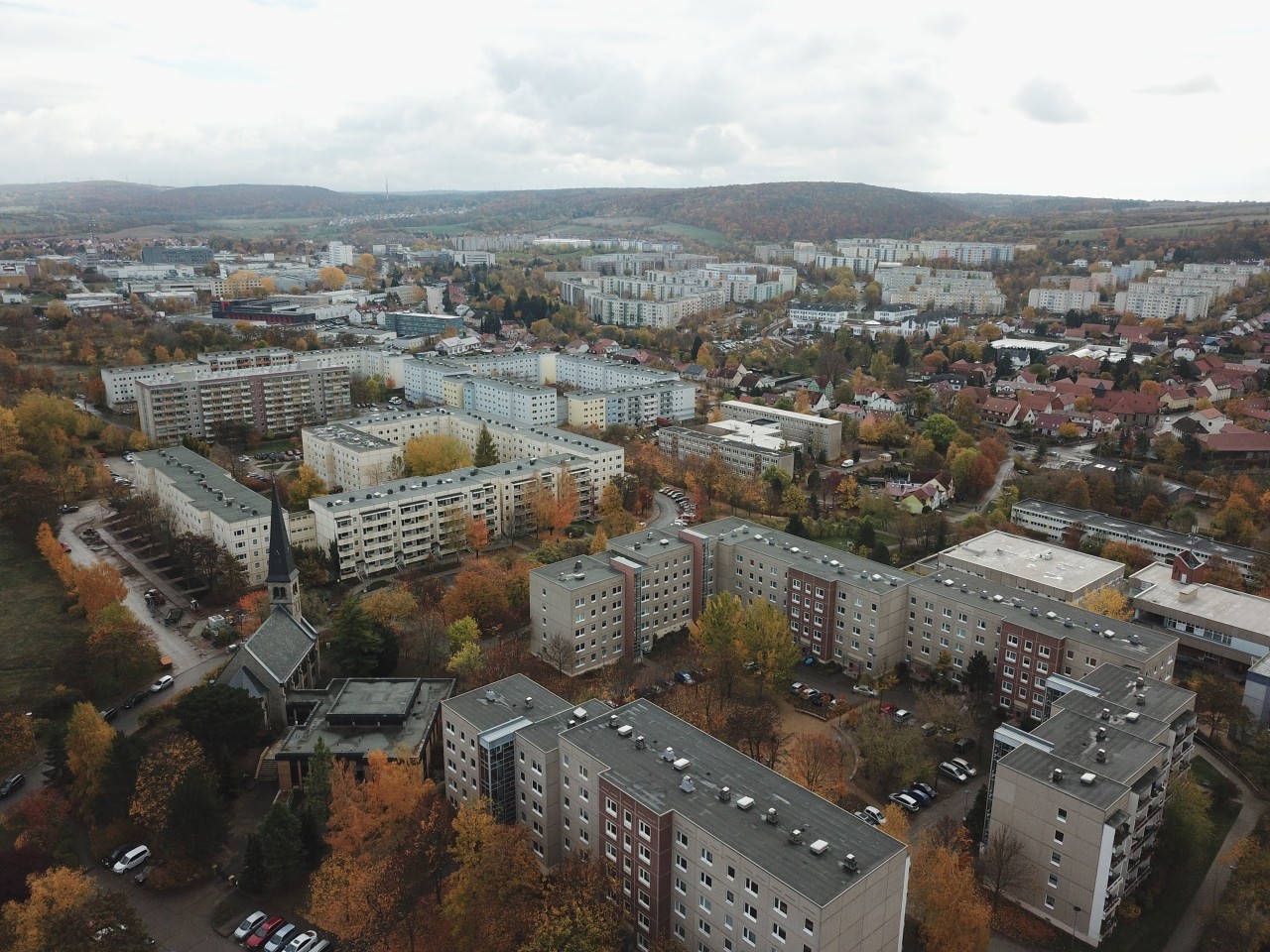 Ein Mann trieb sich nackt auf einem Dach am Herrenberg in Erfurt rum. (Symbolbild)