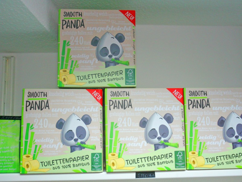 Neben losen Lebensmitteln gibt es bei Louise auch andere umweltfreundliche Produkte, wie zum Beispiel Toilettenpapier aus Bambus.