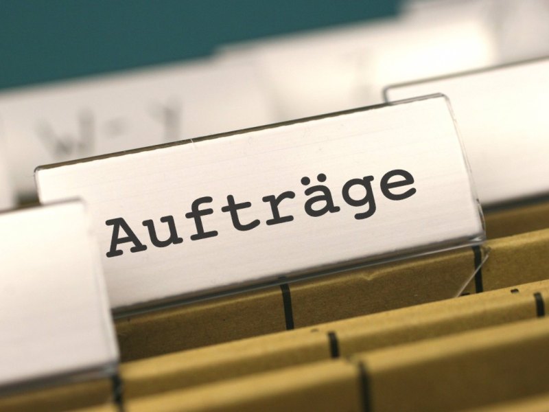 Auftrag, Aufträge, Auftragsordner, Bürokratie, Wirtschaft, Registratur, Register, Akte, Akten, Bestellung, bestellen, Export, Import
