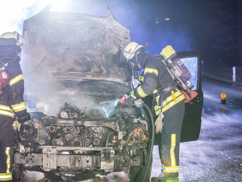 Auto in Flammen