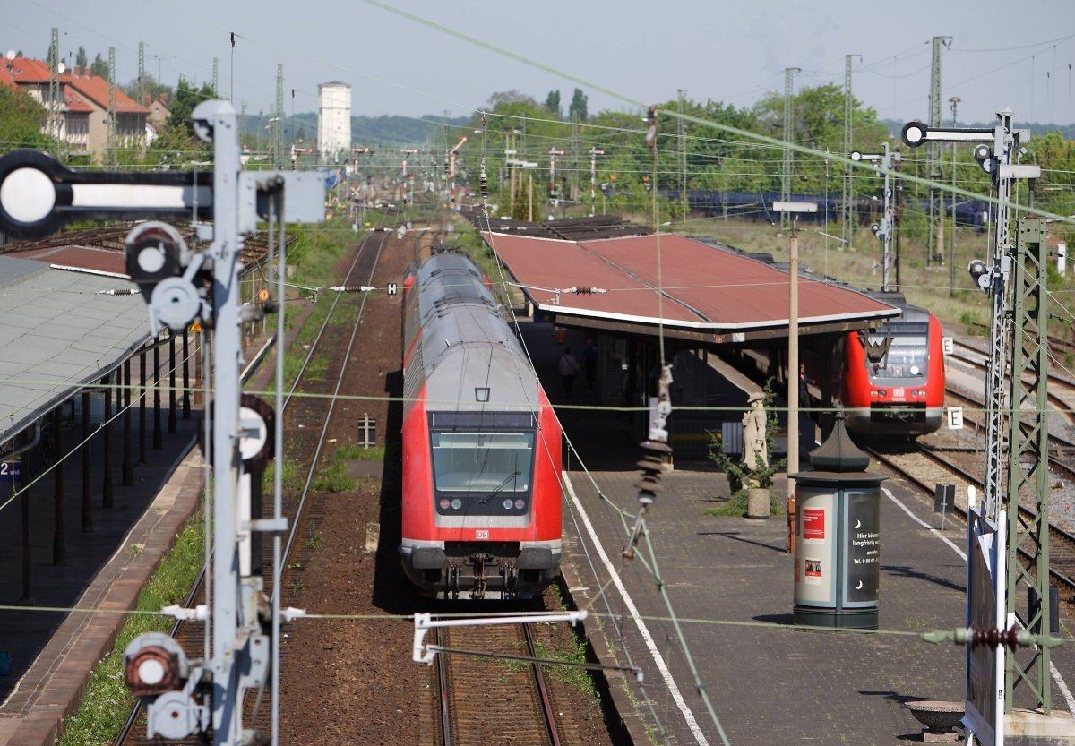 Bahnhof Altenburg