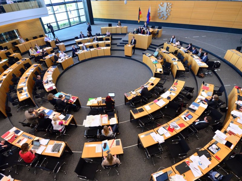 Blick in den Thüringer Landtag in Erfurt.