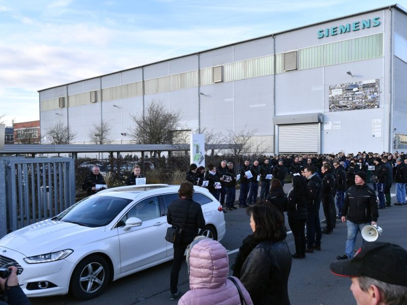 Demo bei Siemens in Erfurt