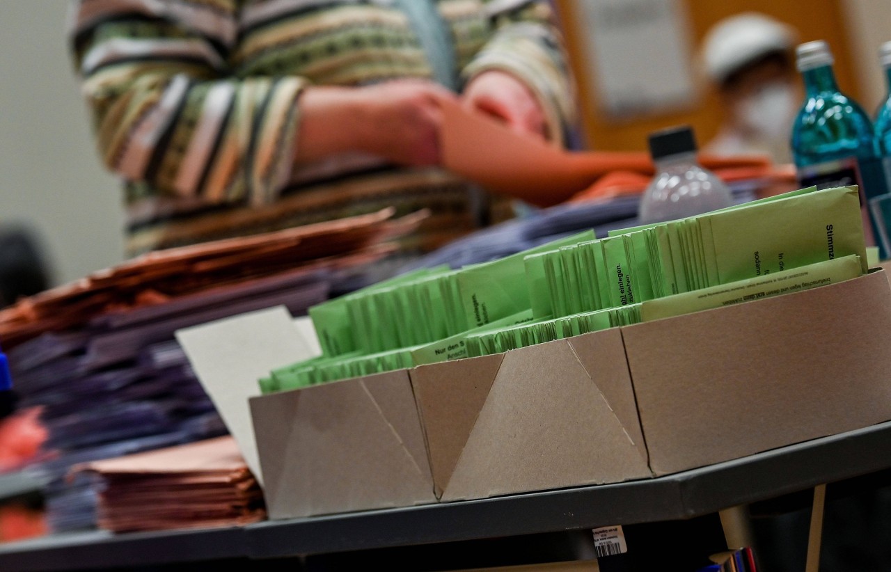 Als Wahlhelfer an der Urne kann man in Erfurt gutes Taschengeld verdienen. (Symbolfoto)