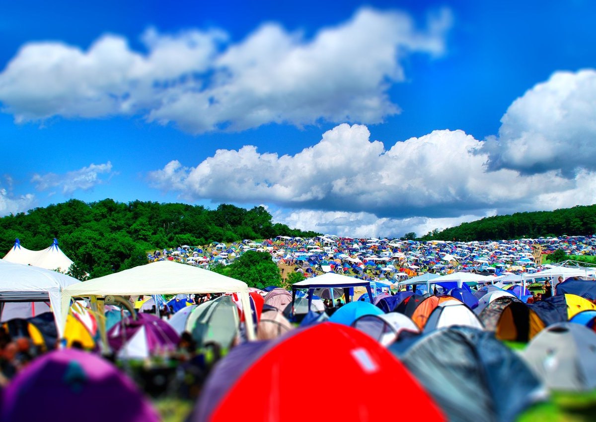 Festival, Event, Campen, Camping, Zelte, Zeltplatz, Symbol, Symbolfoto, Symbolbild