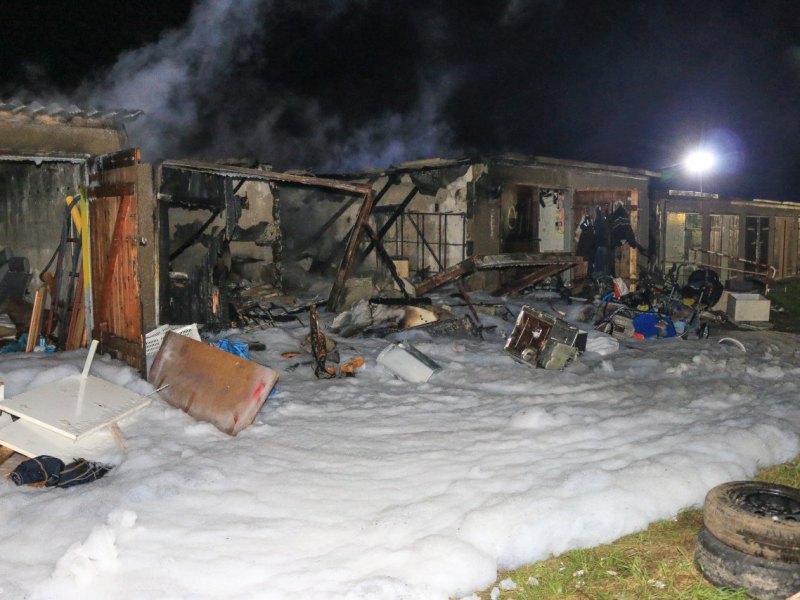 Feuer im Garagenkomplex in Arnstadt