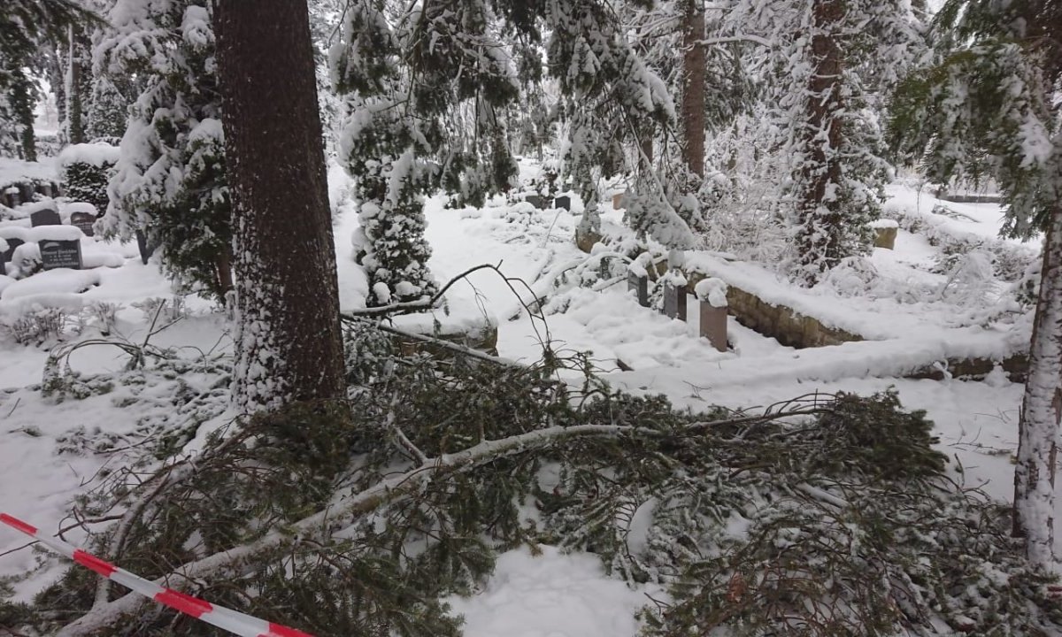Friedhöfe Friedhof Schnee Gera gesperrt