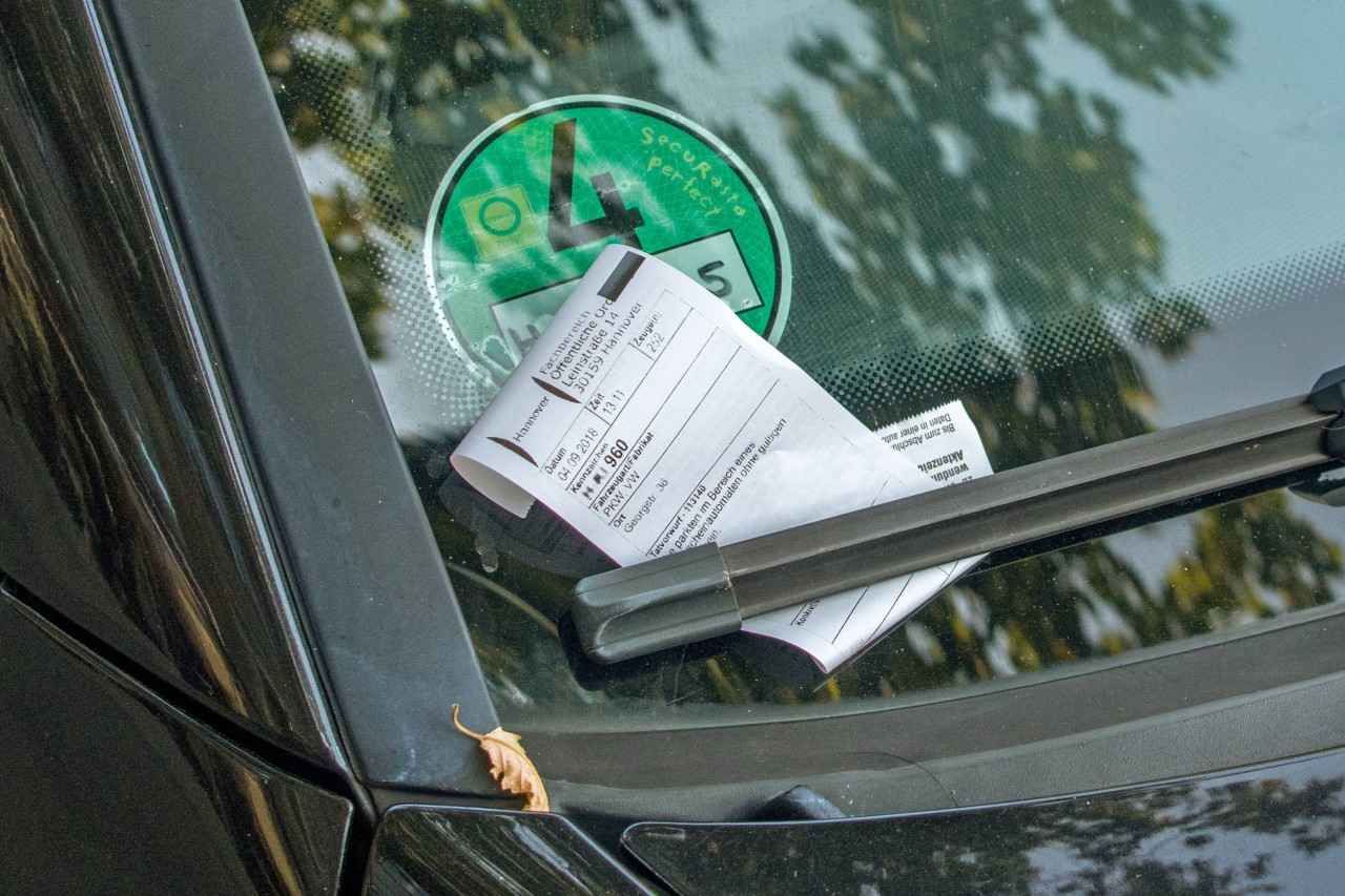 In Erfurt fühlt sich wohl jemand berufen, seine Mitmenschen scheinbar zur Ordnung zu rufen. (Symbolbild)