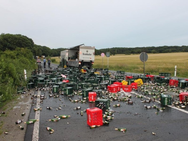 Lkw verliert Bier in Nohra