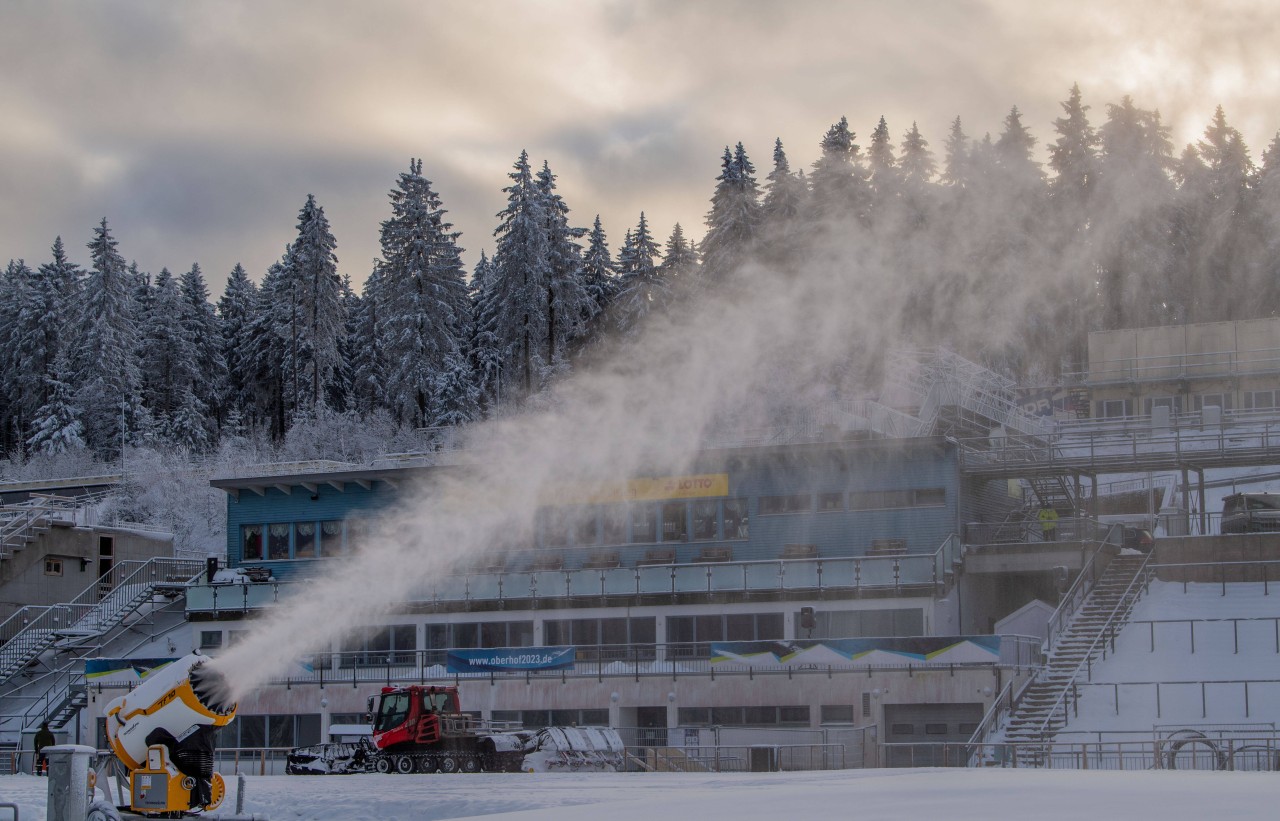 Am Freitag soll in Oberhof der Biathlon-Weltcup starten. Bürgermeister Schulze hat nun eine große Befürchtung!