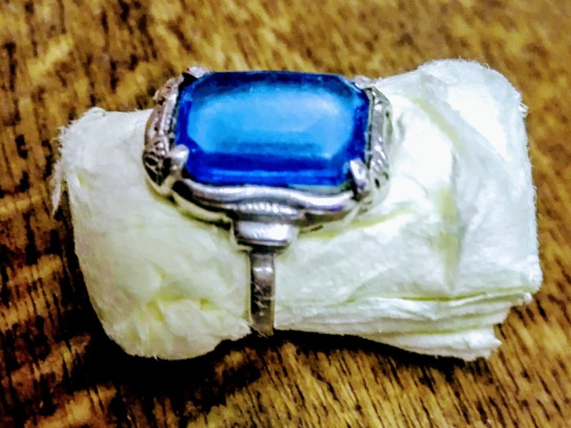 Ring_blau.jpg