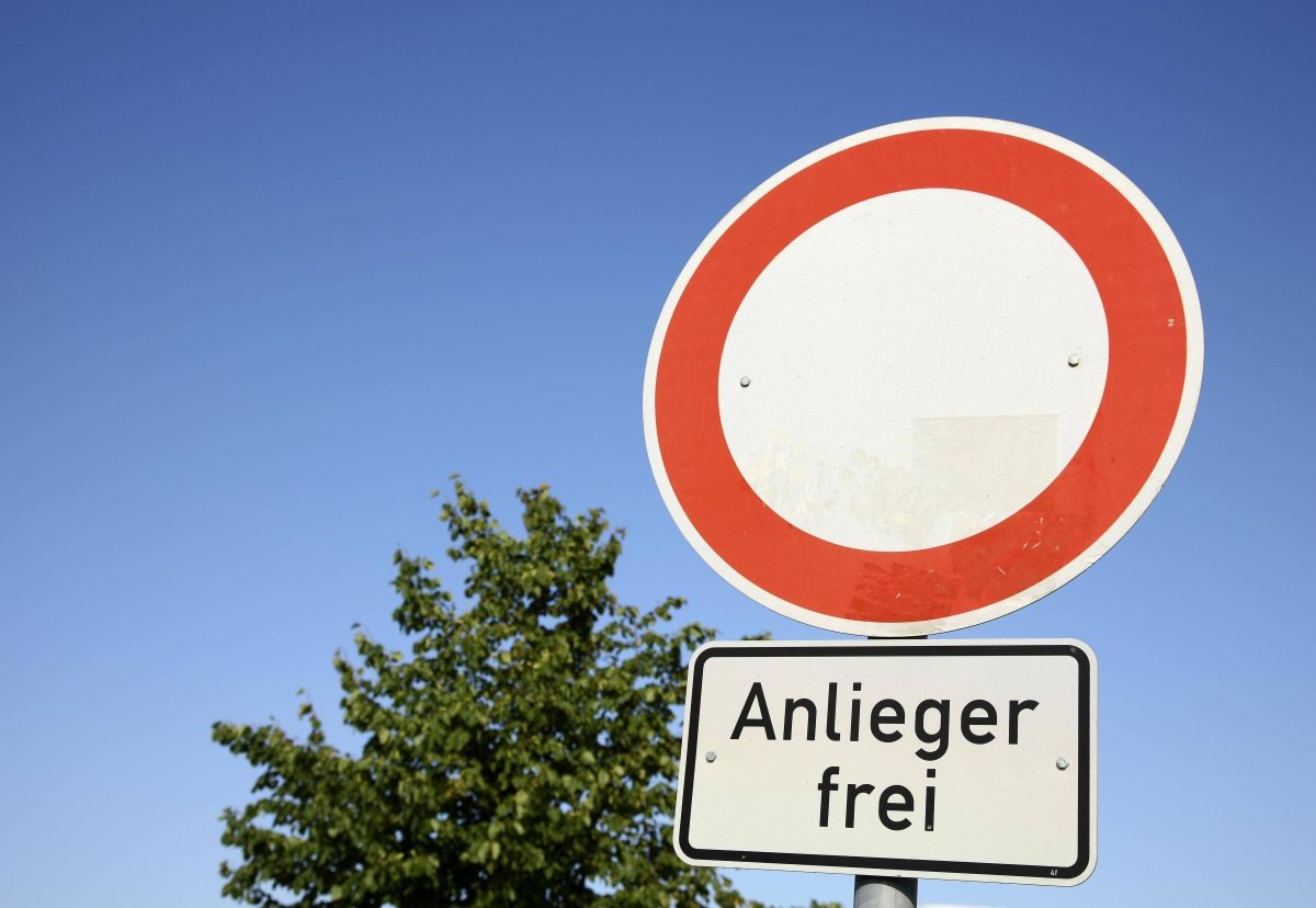 Schild Anlieger frei.jpg