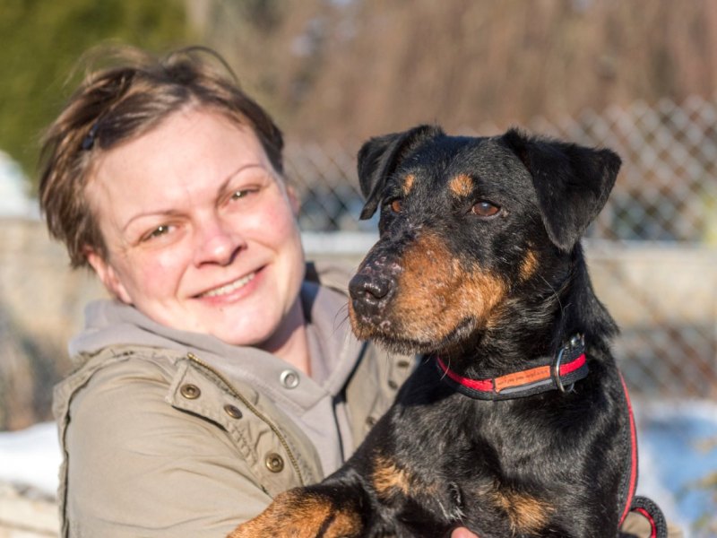 Susann Schmidt rettet Hund in Blankenhain aus eiskaltem Wasser