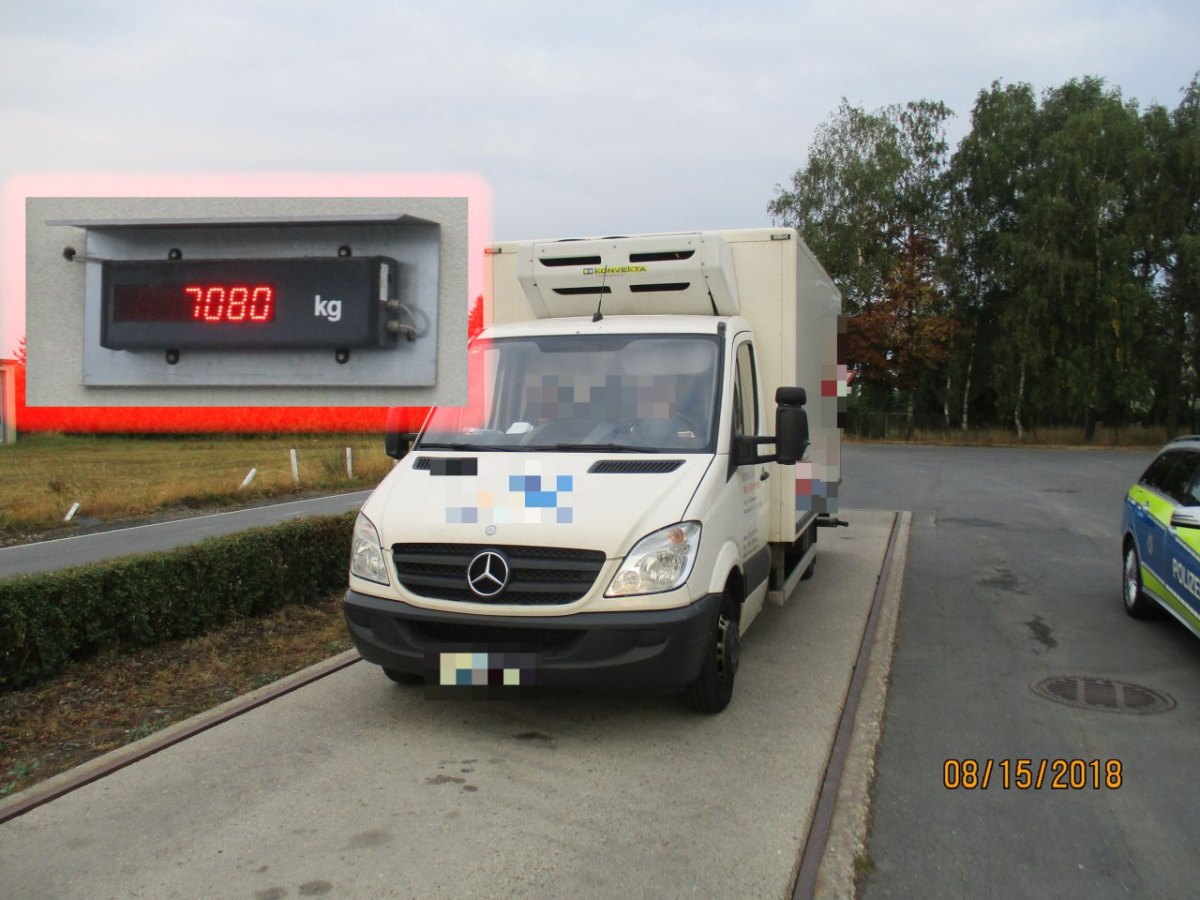 Transporter überladen A9 Dittersdorf