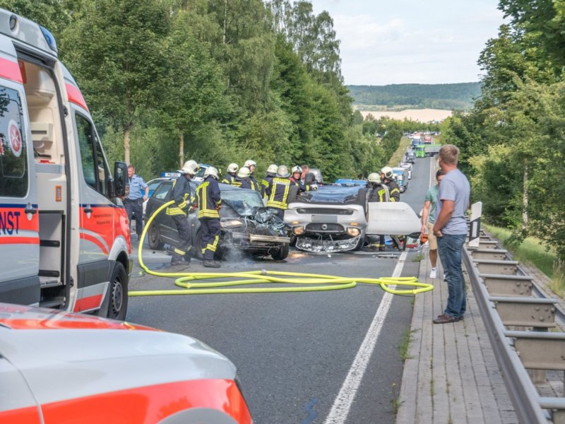 Unfall auf B85 zwischen Bad Berka und Blankenhain