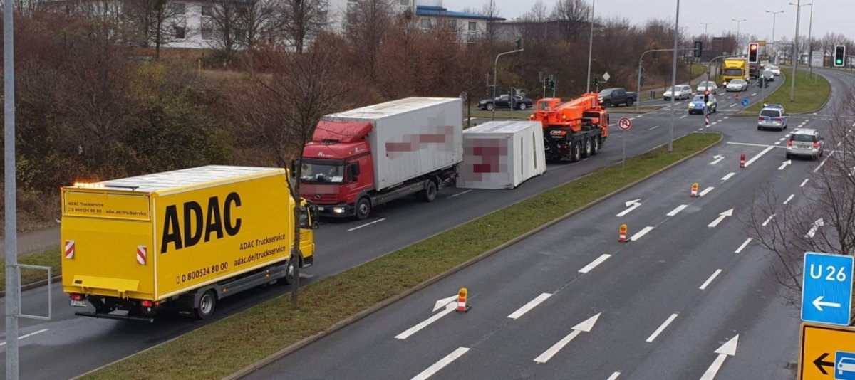 Unfall erfurt lkw