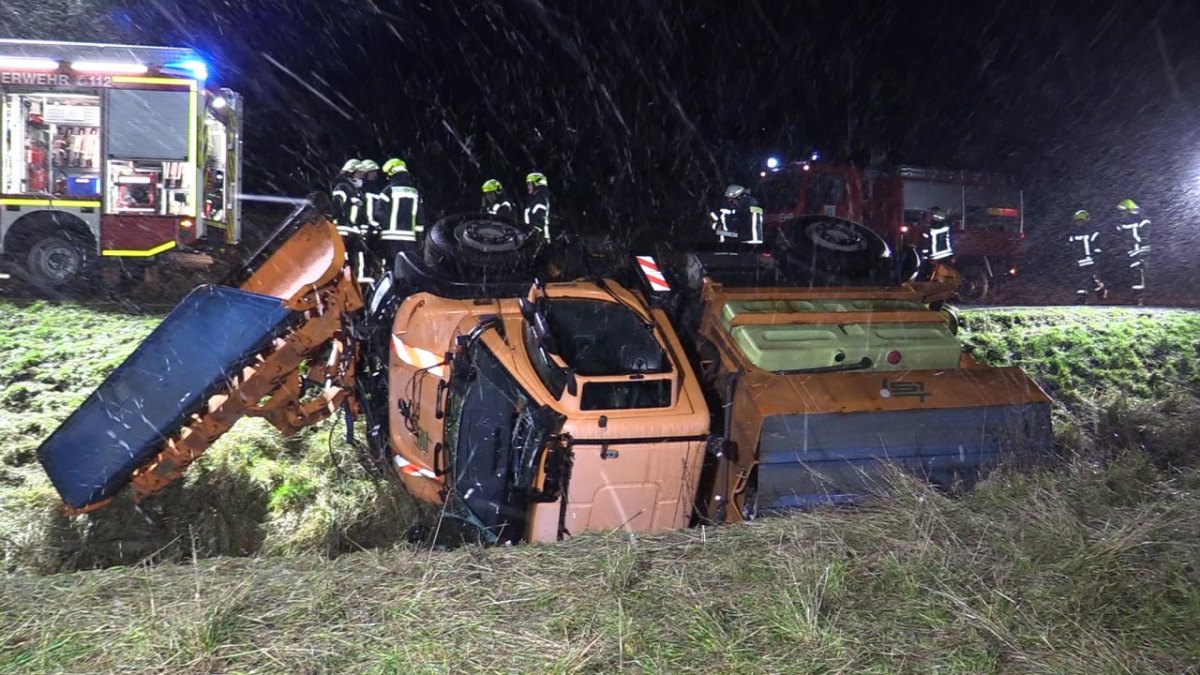 Winterdienst Schneepflug verunglückt Saale Holzland 9.1 (1).jpg