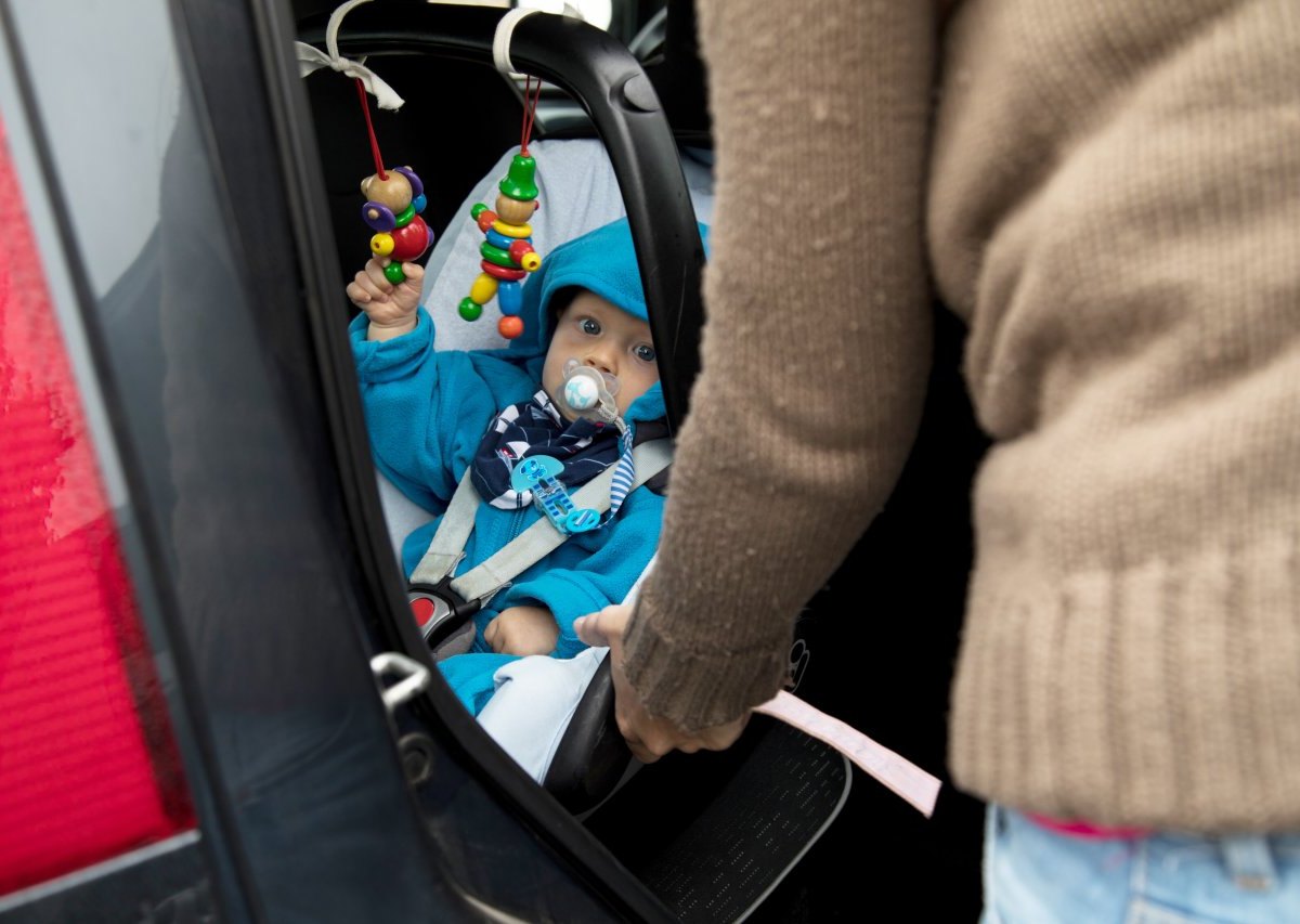 babyschale auto thüringen meiningen baby