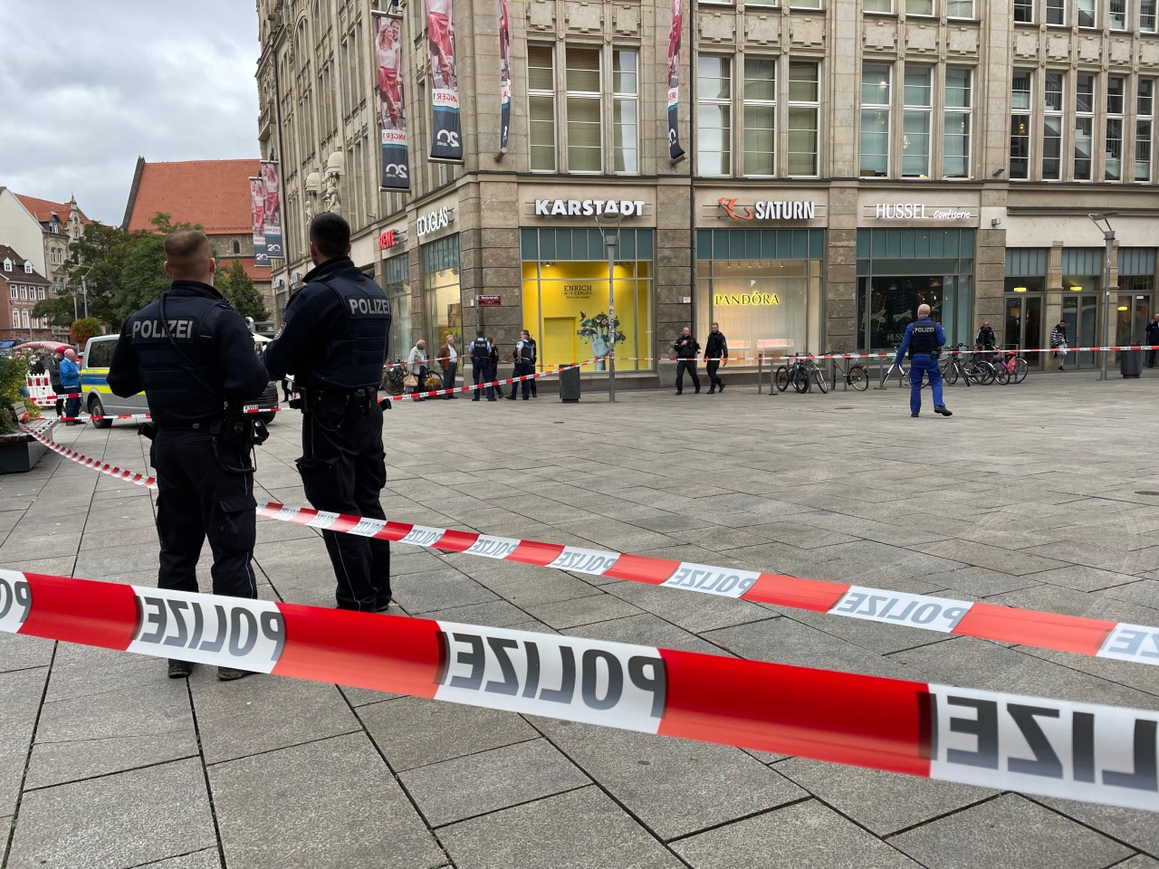 Erfurt: Der Anger wurde nach dem Vorfall großräumig abgesperrt. 