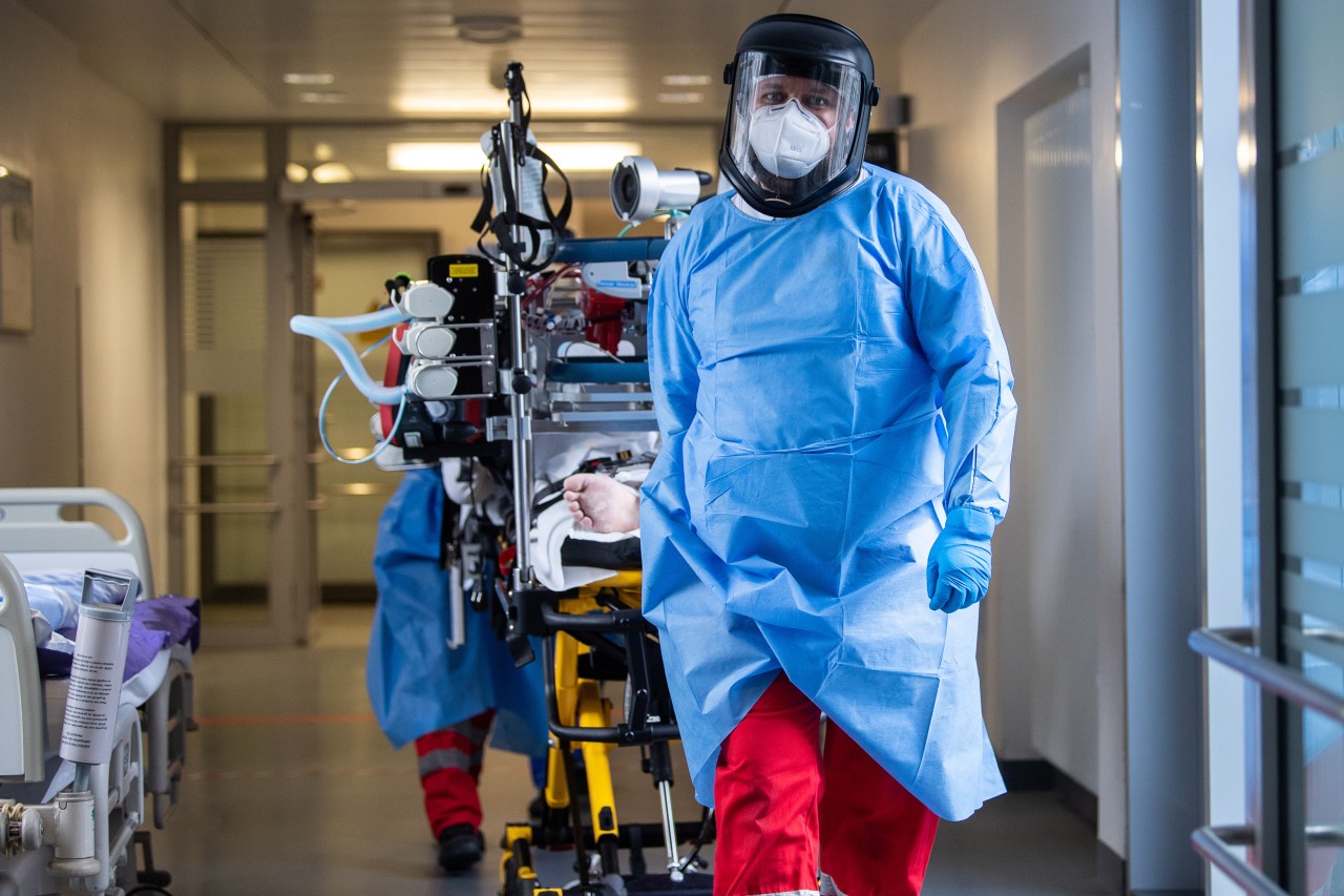 Thüringen schafft es wohl nicht mehr allein – Corona-Patienten sollen in andere Bundesländer verlegt werden. (Symbolbild)