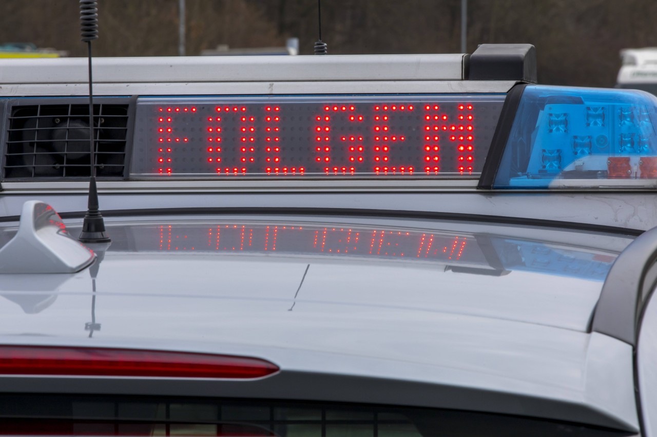 A4 bei Thüringen: Ein Paketbote rast durch eine Baustelle. (Symbolbild) 