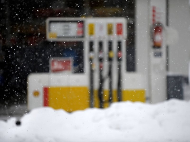 tankstelle winter shell schnee thüringen bad tennstedt