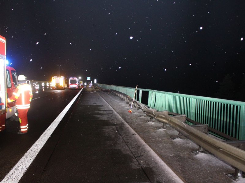 unfall-a4-teufelstalbrücke