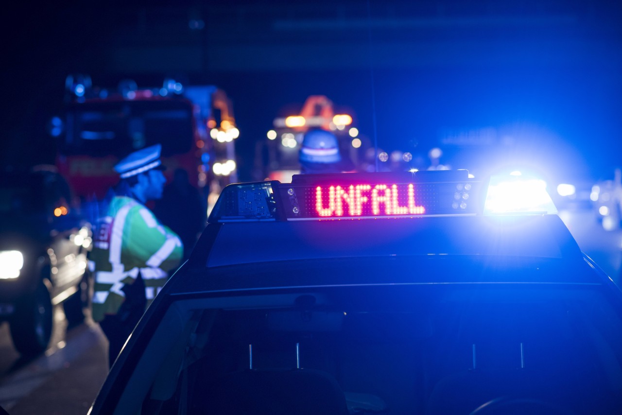 Die A71 in Thüringen war an der Unfallstelle stundenlang dicht. (Symbolbild)