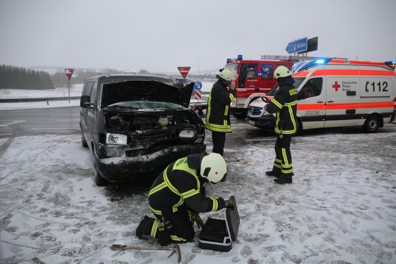 Auf der B90 in Thüringen hat es gekracht.  