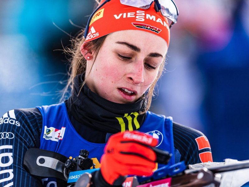 vanessa voigt.jpg