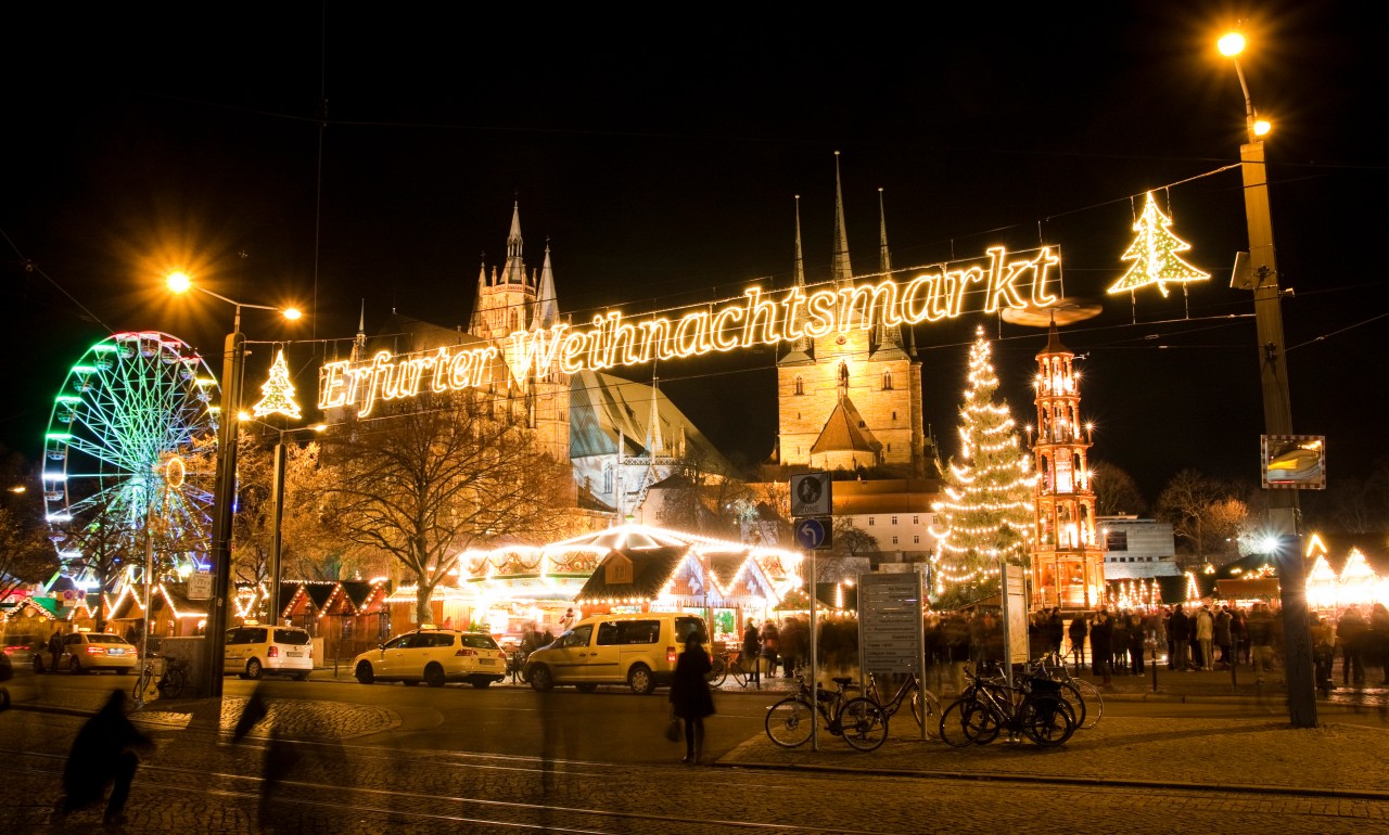Der Erfurter Weihnachtsmarkt erstrahlt auch dieses Jahr wieder in vollem Glanz.