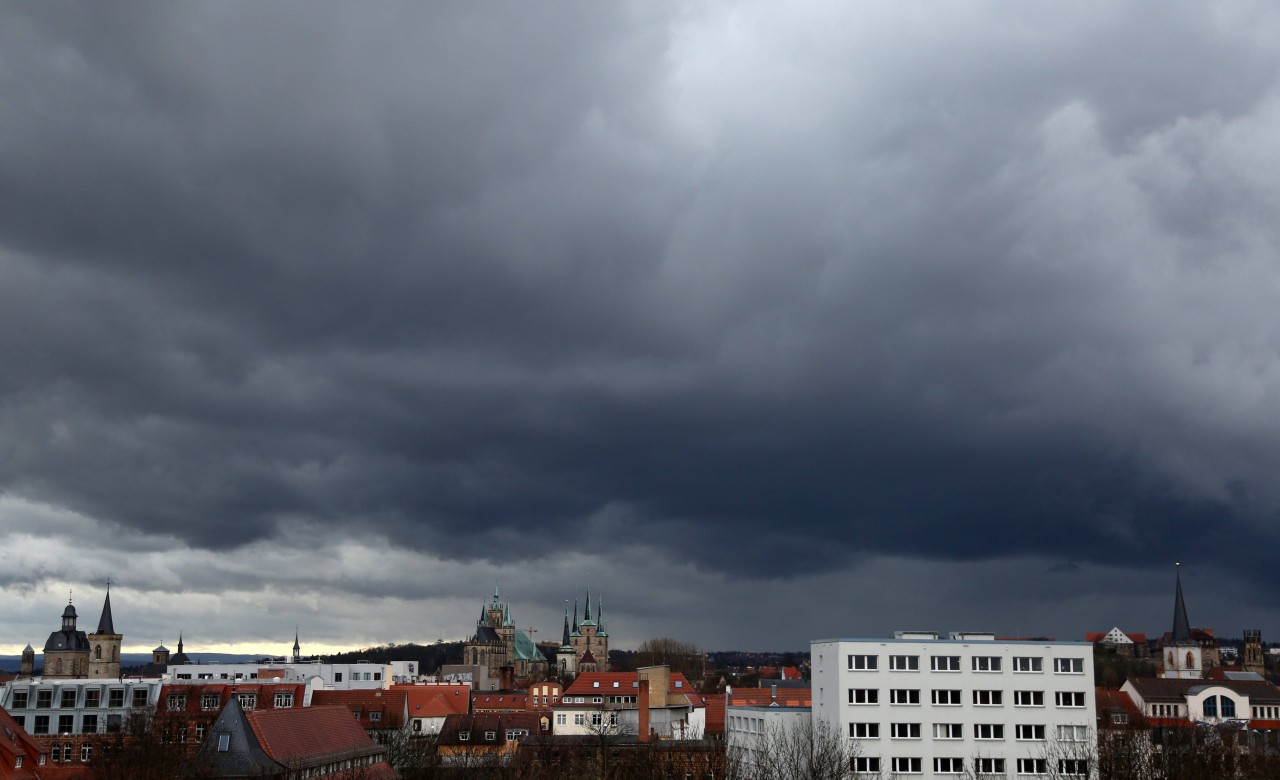 Die Wetter-Aussichten für Thüringen sind zum Mitte der Woche alles andere als freundlich. (Symbolbild)