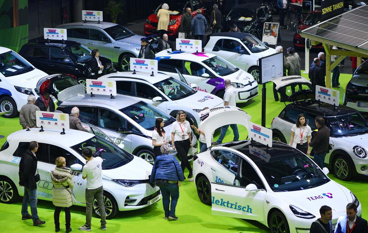 Nach einem Jahr Auszeit: Die Automobilmesse Erfurt startet am Freitag wieder. (Archivbild)