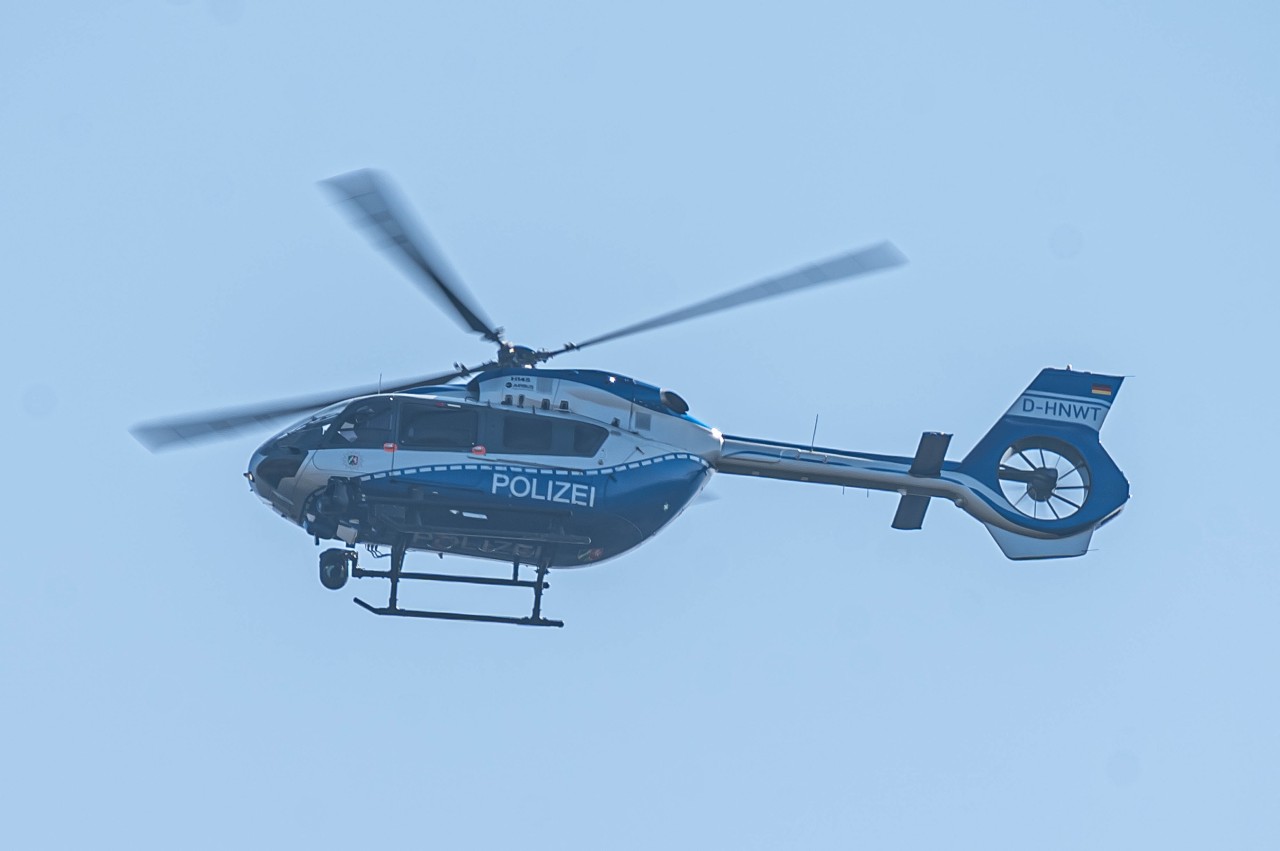 Ein Polizeihubschrauber konnte den Senior im Kreis Sömmerda schließlich finden. (Archivbild)