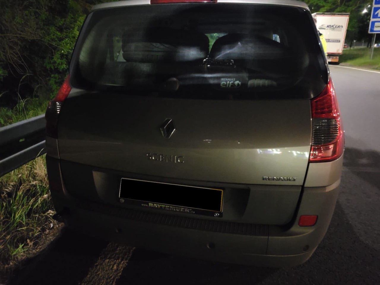 Der Renault zog satte sechs Tonnen auf der A38 in Thüringen hinter sich her.