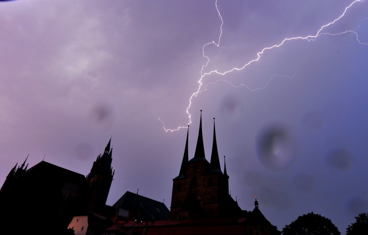 gewitter wetter thüringen erfort dom