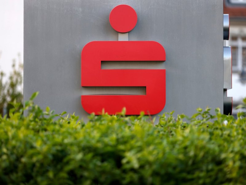 sparkasse in jena.jpg