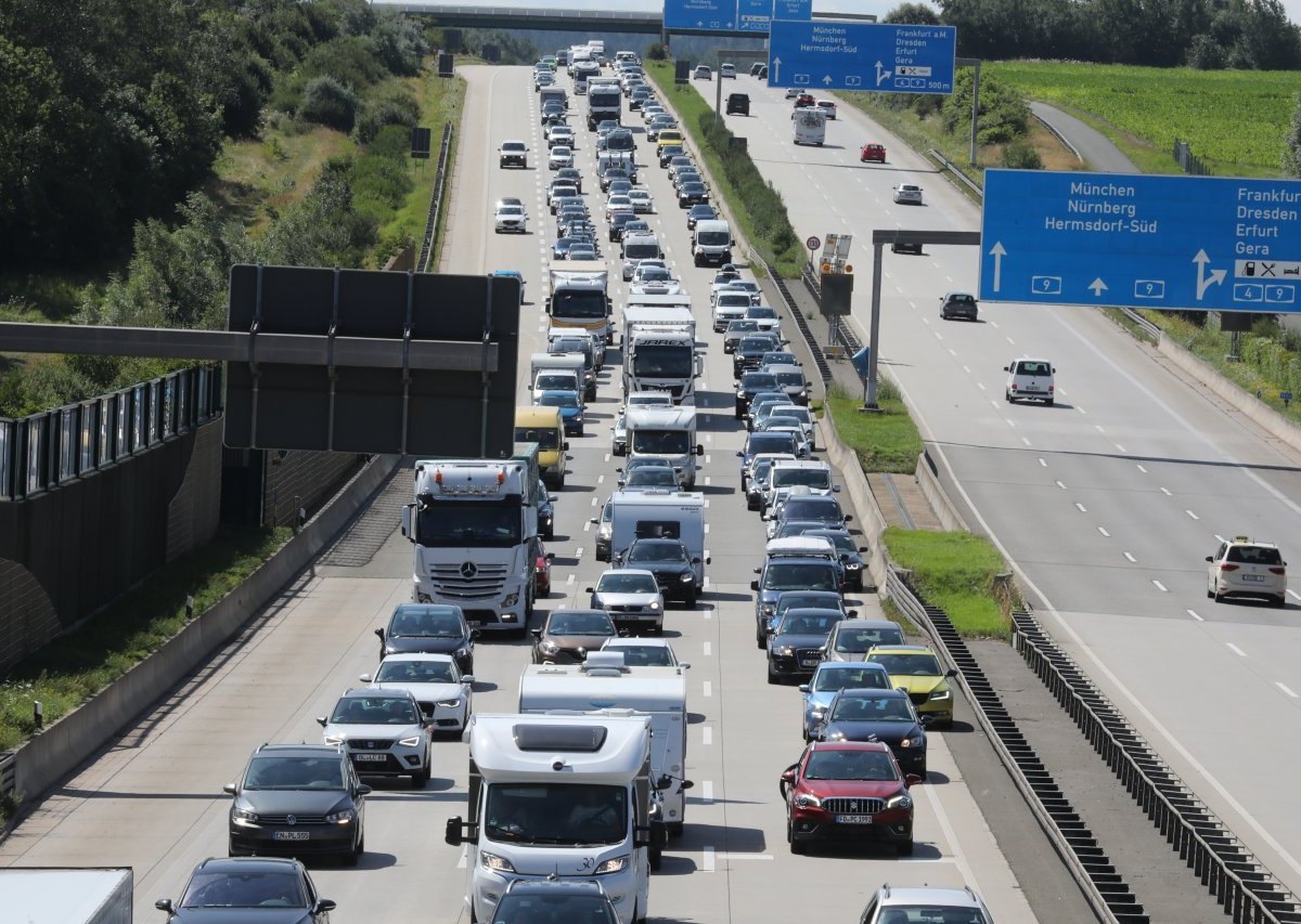 a4 a9 thüringen stau.jpg