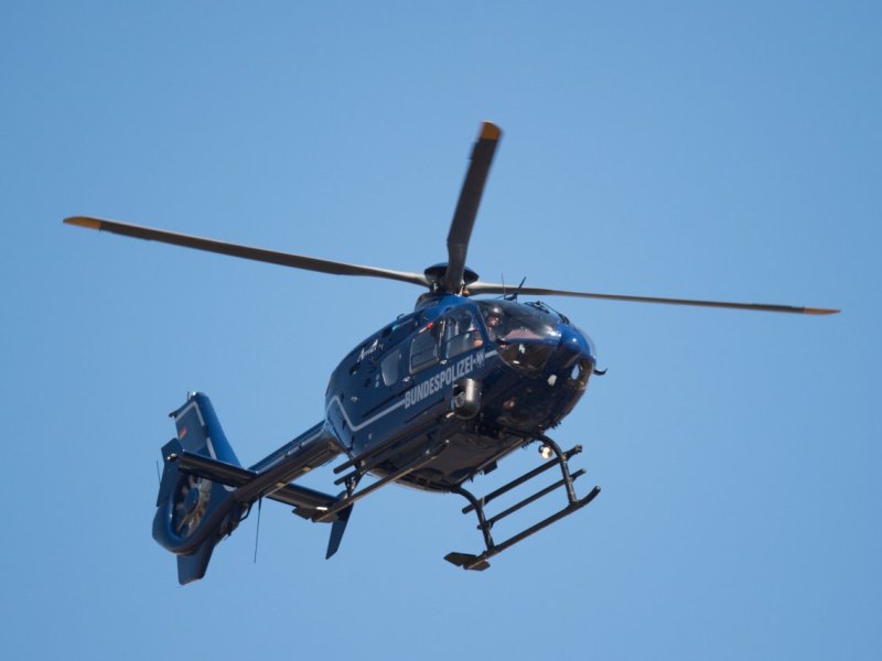 ilmenau polziei hubschrauber.jpg