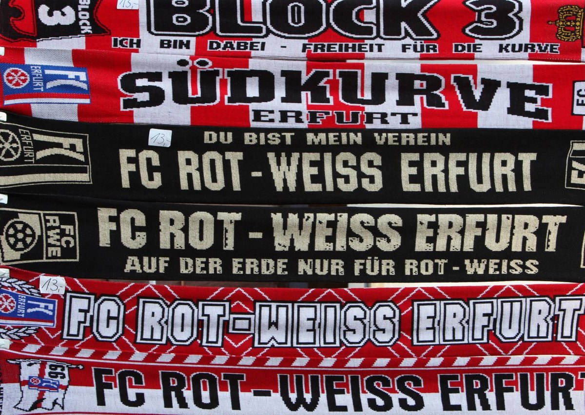 Fanschals Rot-Weiß Erfurt