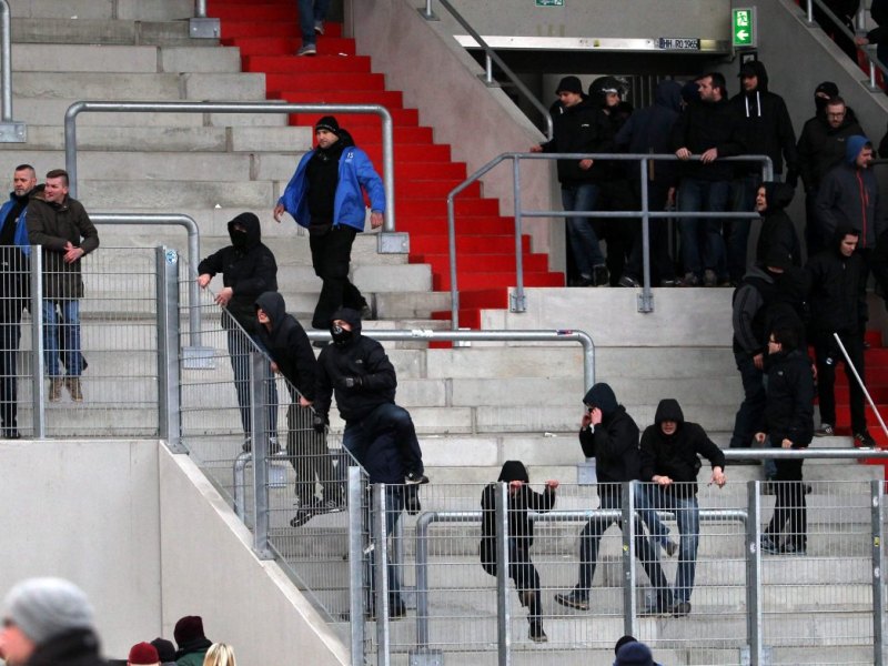 KH0402AusschreitungenRWEFSV13.jpg
