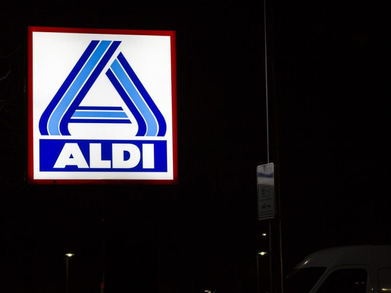 Aldi hat jetzt angekündigt, die Öffnungszeiten auch in Thüringen zu ändern. Was Kunden jetzt wissen müssen, erfährst du hier.