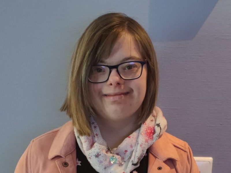 Lara aus Zella-Mehlis (Thüringen) hat sich für eine TV-Show beworben und stand kurze Zeit später mit einer echten Berühmtheit vor der Kamera.