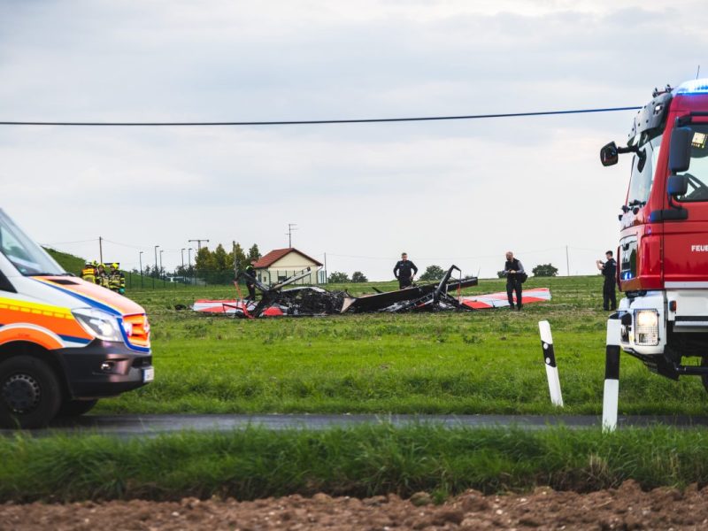Nach dem tragischen Flugzeugunglück in Gera läuft die Ursachenforschung weiter.