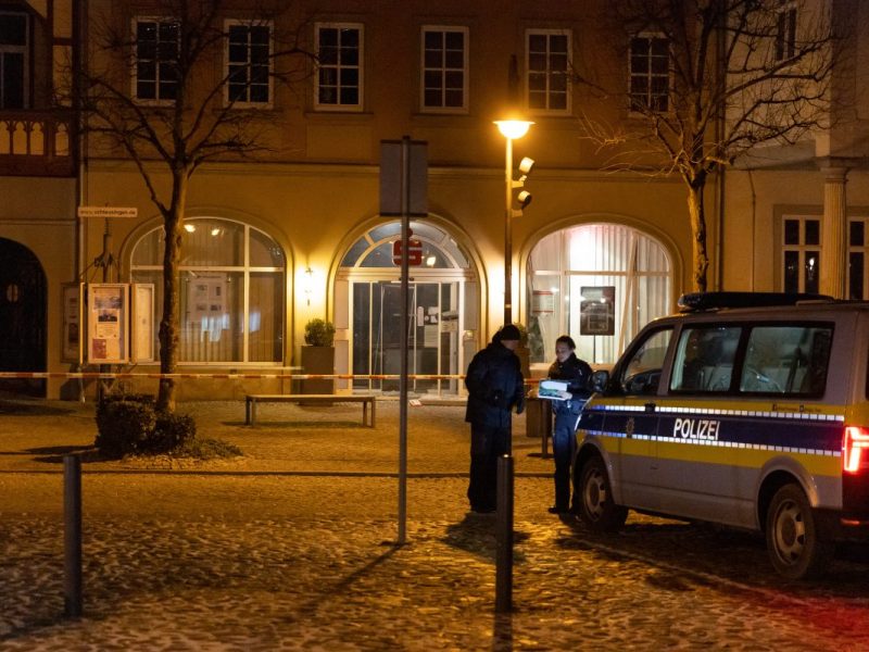 Thüringen: Unbekannte sprengen Geldautomat in Schleusingen