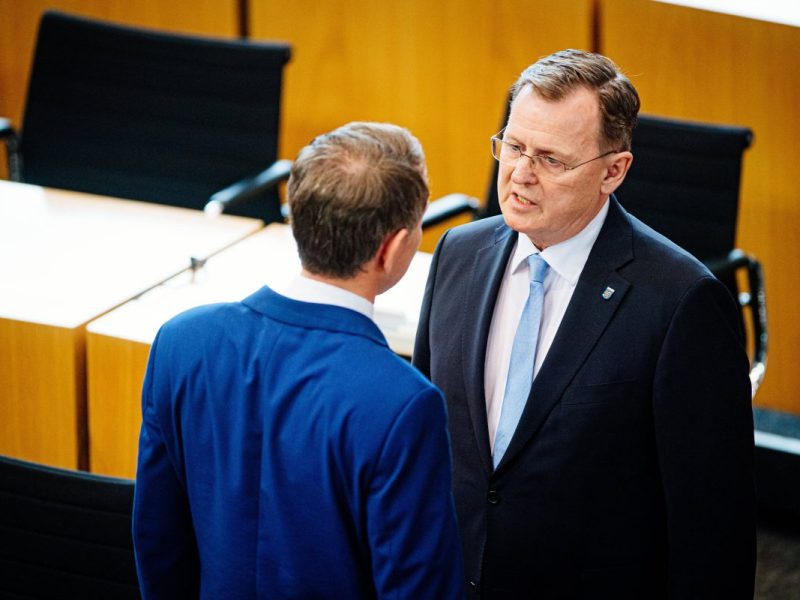 Thüringens Ministerpräsident Bodo Ramelow (Linke) hat sich kritisch zum Ausgang der Wahl des Regierenden Bürgermeisters in Berlin geäußert.