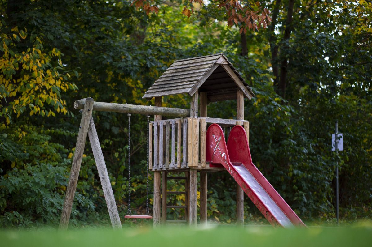 Ein mutmaßliches Sex-Video von einem Spielplatz beschäftigt die Polizei Erfurt. Die Beamten warnen ausdrücklich!