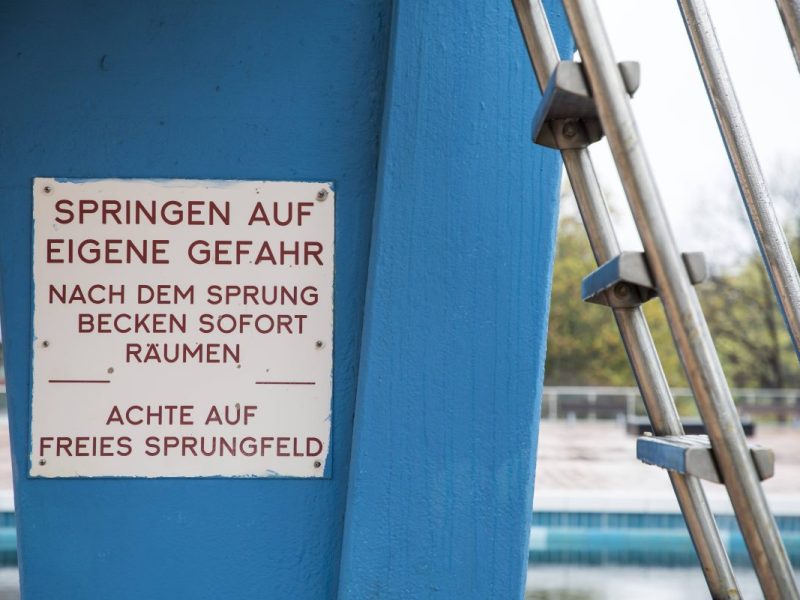 Sprungturm Freibad