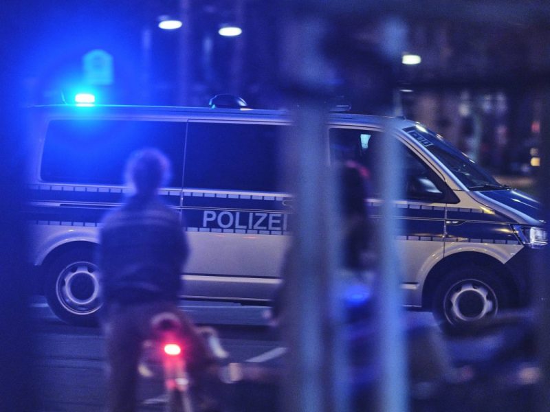 Polizei mit Blaulicht